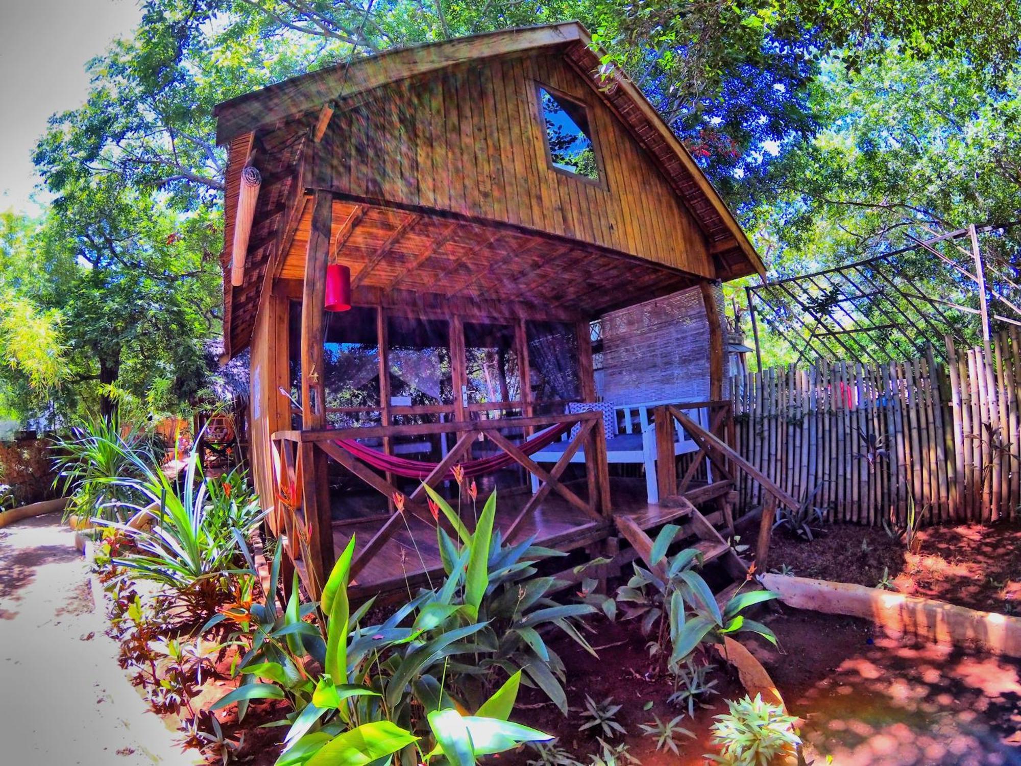 Cosmos Bungalows Bira Exterior foto